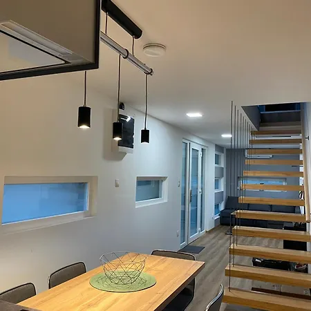 Apartamento Swan Sándorfalva